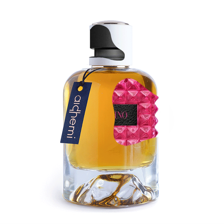 Born in Roma Extradose Donna Valentino